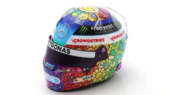 Immagine di CASCO LEWIS HAMILTON MERCEDES JAPAN GP 1:5