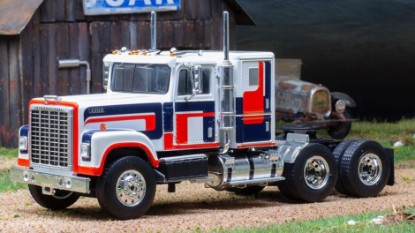 Immagine di INTERNATIONAL TRANSTAR 4300 1980 WHITE 1:43