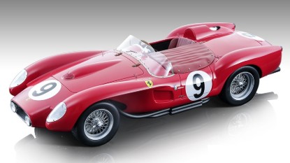 Immagine di FERRARI 250 TR PONTOON-FENDER N.9 LE MANS 1957 GENDEBIEN/TRINTIGNANT1:18