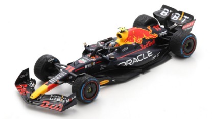 Immagine di RED BULL RB18 SERGIO PEREZ 2022 N.11 WINNER MONACO  W/ACRILIC COVER 1:18