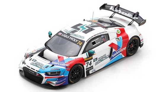 Immagine di AUDI R8 GT3 N.74 4th 12 H BATHURST 2022 VAN DER LINDE-BERTHON-B.SCHUMACH