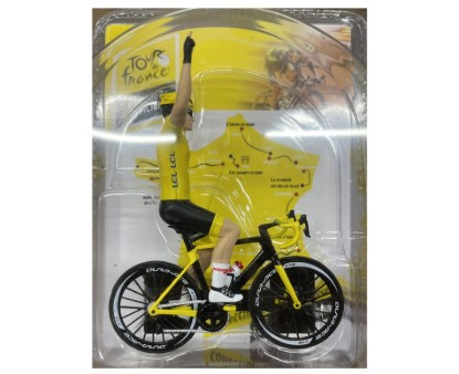 Immagine di BICYCLE WINNER TOUR DE FRANCE 2023 YELLOW SHIRT 1:18
