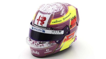 Immagine di CASCO GUANYU ZHOU ALFA ROMEO 2023 1:5