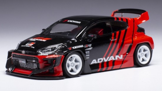 Immagine di TOYOTA YARIS/PANDEM BLACK ADVAN 1:43
