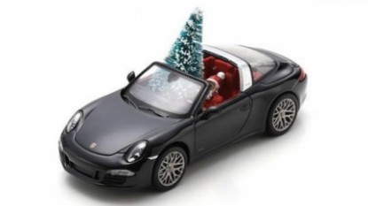 Immagine di PORSCHE 911 CARRERA 4 GTS TARGA "CHRISTMAS EDITION 2023" DIE CAST 1:43