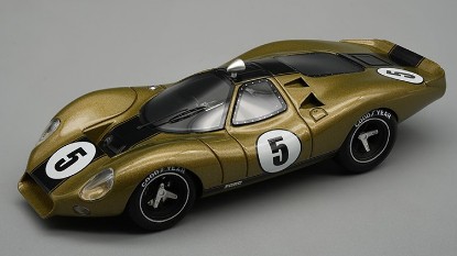 Immagine di FORD P68 PRESS VERSION 1968 GOLD LIMITED EDITION ALAN MANN 1:43