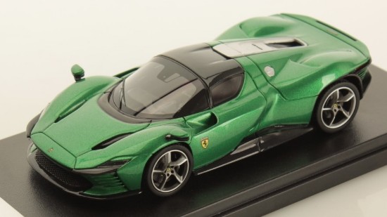 Immagine di FERRARI DAYTONA SP3 GREEN JEWEL 1:43