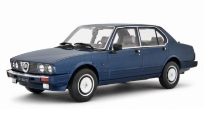 Immagine di ALFETTA 2.0I QUADRIFOGLIO ORO 1983-84 MET.BLUE 1:18