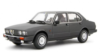 Immagine di ALFETTA 2.0I QUADRIFOGLIO ORO 1983-84 MET.GREY 1:18