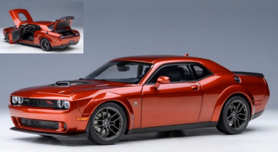 Immagine di DODGE CHALLENGER R/T PACK SHAKER WIDEBODY 2022 1:18