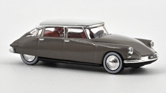Immagine di CITROEN DS 19 1959 MARRON GLACE' 1:87