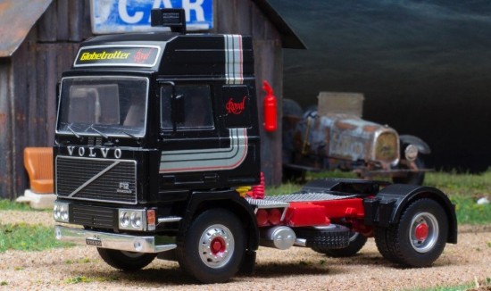 Immagine di VOLVO F 12 1981 BLACK 1:43
