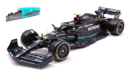 Immagine di MERCEDES F1 LEWIS HAMILTON 2023 W/HARD CASE 1:24