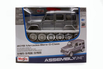 Immagine di MERCEDES G CLASS 2019 SILVER KIT 1:24