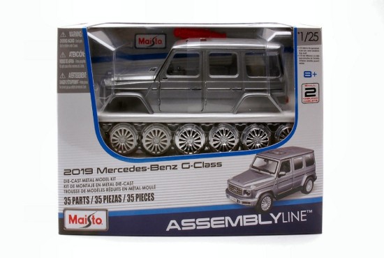 Immagine di MERCEDES G CLASS 2019 SILVER KIT 1:24