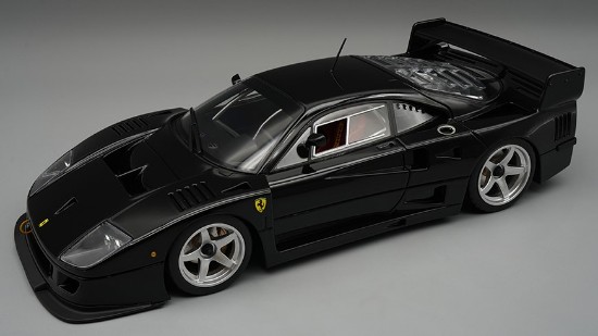 Immagine di FERRARI F40 LM 1996 PRESS VERSION GLOSS BLACK WITH SILVER RIMS 1:18