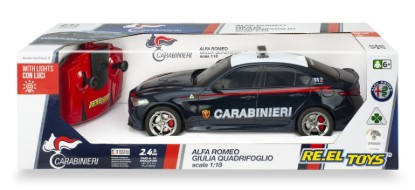 Immagine di ALFA ROMEO GIULIA CARABINIERI RADIOCOMANDO 1:18