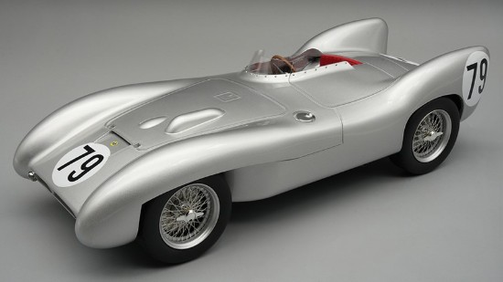 Immagine di LOTUS MARK IX N.79 12h SEBRING 1955 F.MILLER-G.RABE 1:18