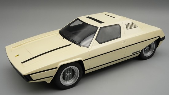 Immagine di FERRARI 308 GT BERTONE RAINBOW 1976 MET.WHITE 1:18