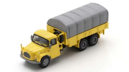 Immagine di TATRA T138 FLATBED TRUCK YELLOW 1:87
