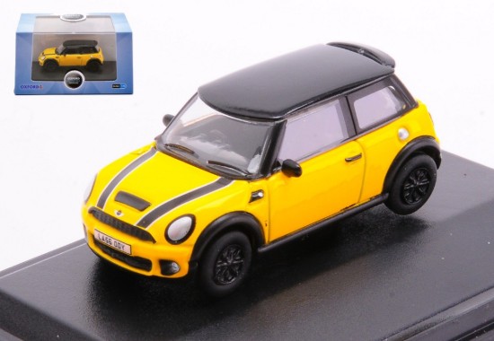 Immagine di NEW MINI YELLOW 1:76