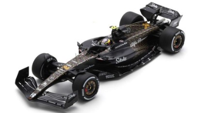 Immagine di ALFA ROMEO F1 N.24 LAS VEGAS GP 2023 ZHOU GUANYU 1:18