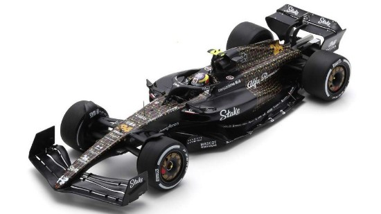 Immagine di ALFA ROMEO F1 N.24 LAS VEGAS GP 2023 ZHOU GUANYU 1:18