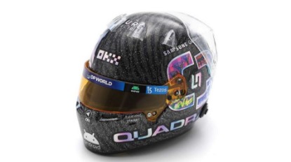 Immagine di CASCO LANDO NORRIS SIGAPORE GP 2023 MC LAREN 1:5