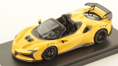 Immagine di FERRARI SF90 XX SPIDER GIALLO TRISTRATO 1:43