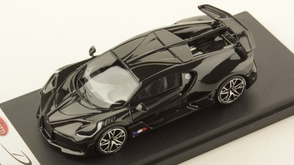 Immagine di BUGATTI DIVO GLOSSY CARBON BLACK  1:43