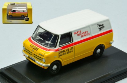 Immagine di GUNN JCB BEDFORD CF 1:76