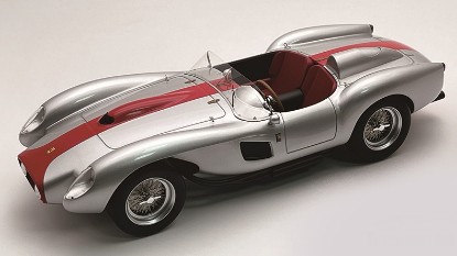 Immagine di FERRARI 250 TR PONTOON-FENDER STREET VERSION 1958 MET.SILVER/RED 1:18