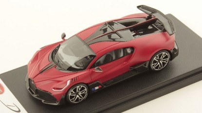 Immagine di BUGATTI DIVO MATT ITALIAN RED  1:43