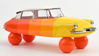 Immagine di CITROËN DS 19 ON BALLS 1959 SHADES OF ORANGE 1:12