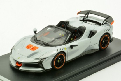 Immagine di FERRARI SF90 XX SPIDER BIANCO ARTICO 1:43