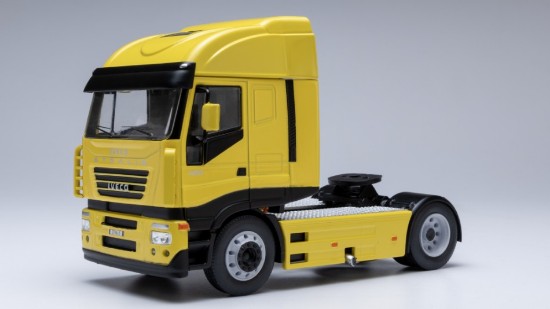Immagine di IVECO STRALIS 2002 YELLOW 1:43