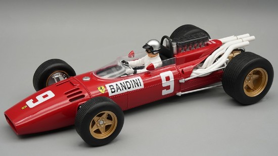 Immagine di FERRARI 312 F1 N.9 GERMAN GP 1966 L.BANDINI C/VETRINA E PILOTA 1:18