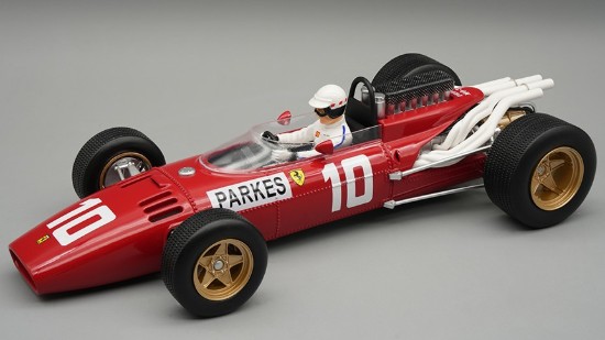 Immagine di FERRARI 312 F1 N.10 NURBURGRING GP 1966 M.PARKES C/VETRINA E PILOTA 1:18