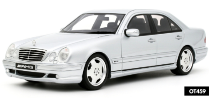 Immagine di MERCEDES E55 AMG W210 2001 BRILLIANT SILVER 1:18