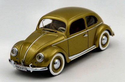 Immagine di VW BEETLE KAFER 05.08.1955 ESCE DALLA FABBRICA IL MILIONESIMO MAGGIOLINO