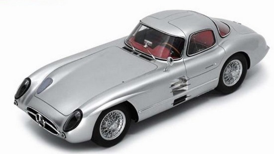 Immagine di MERCEDES 300 SLR UHLENHAUT COUPE 1955 SILVER 1:12
