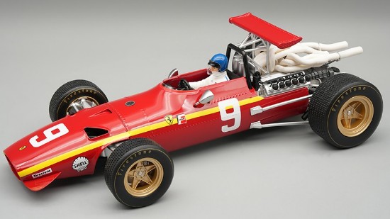 Immagine di FERRARI 312F1/68 NURBURGRING GP 1968 J.ICKX W/DRIVER 1:18