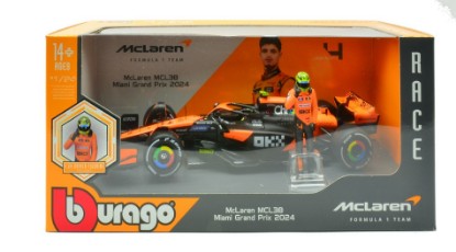 Immagine di MC LAREN MCL38 N.4 LANDO NORRIS 2024 WITH FIGURE 1:24