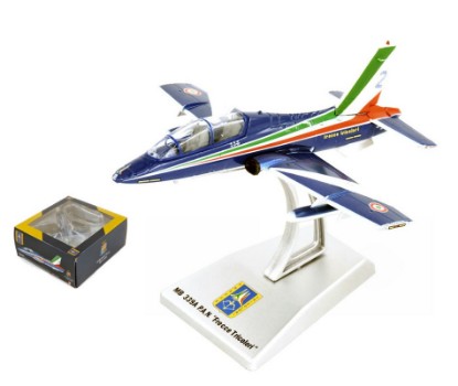 Immagine di MB 339 PAN FRECCE TRICOLORI 2025 PONY 2 1:100