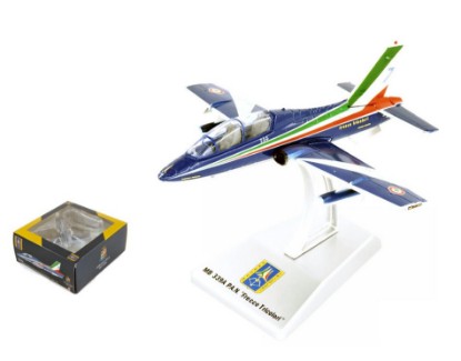 Immagine di MB 339 PAN FRECCE TRICOLORI 2025 PONY 7 1:100