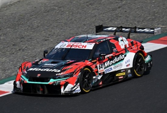 Immagine di HONDA CIVIC TYPE R-GT N.64 SUPER GT500 2025 T.IZAWA-R.OKUSA 1:64