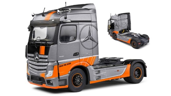 Immagine di MERCEDES ACTROS TRUCK 2 ASSI GRAN PRIX EDITION 2019 SILVER 1:24