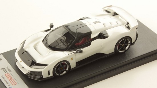 Immagine di FERRARI F80 BIANCO ITALIA 1:43