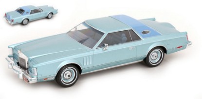 Immagine di LINCOLN CONTINENTAL MARK V 1978 LIGHT BLUE 1:18