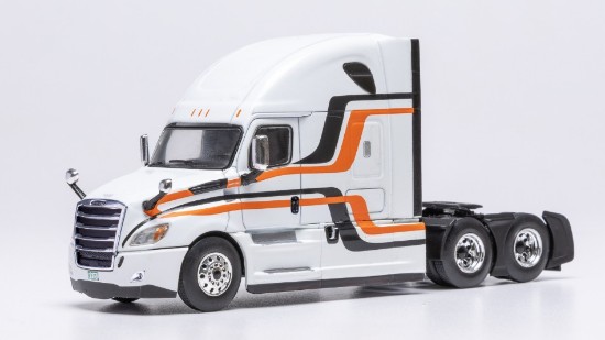 Immagine di FREIGHTLINER CASCADIA 2018 WHITE 1:64